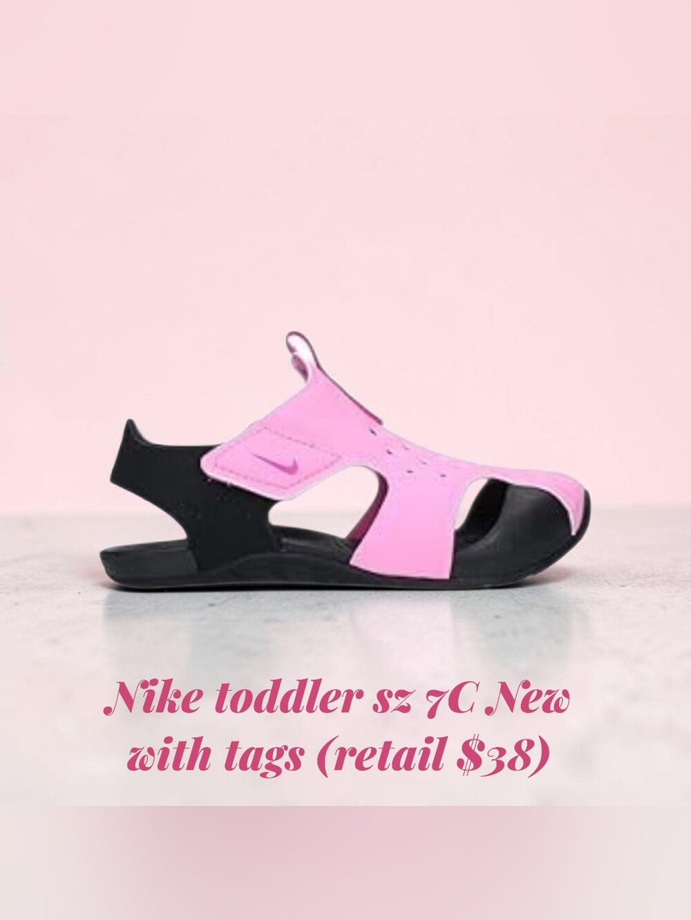 ⭐ Hold For Bree⭐Nike Toddler Pink and Black Open-Toe Sport Sandal
